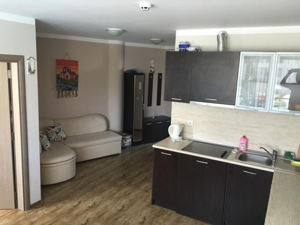 Apartment Sunny Beach Plaza 100 M Sea Buitenkant foto