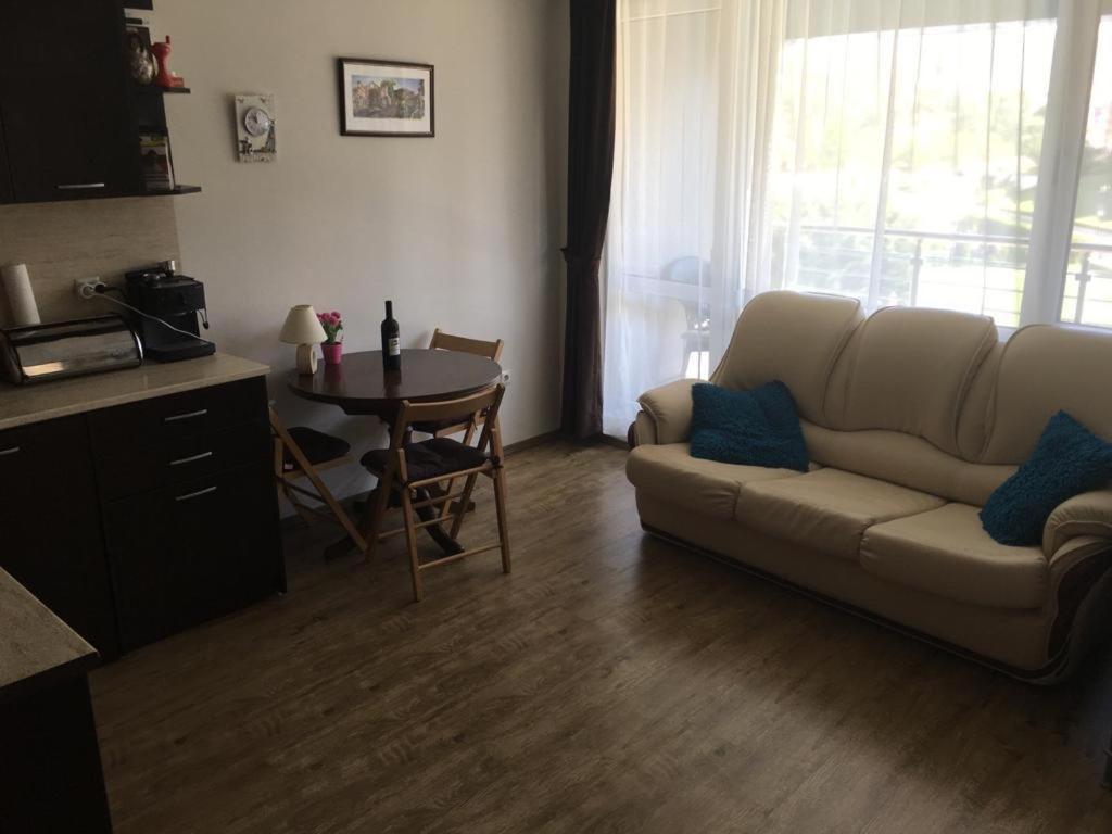 Apartment Sunny Beach Plaza 100 M Sea Buitenkant foto