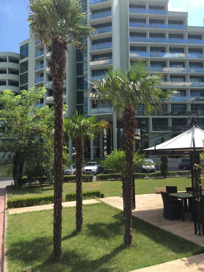 Apartment Sunny Beach Plaza 100 M Sea Buitenkant foto